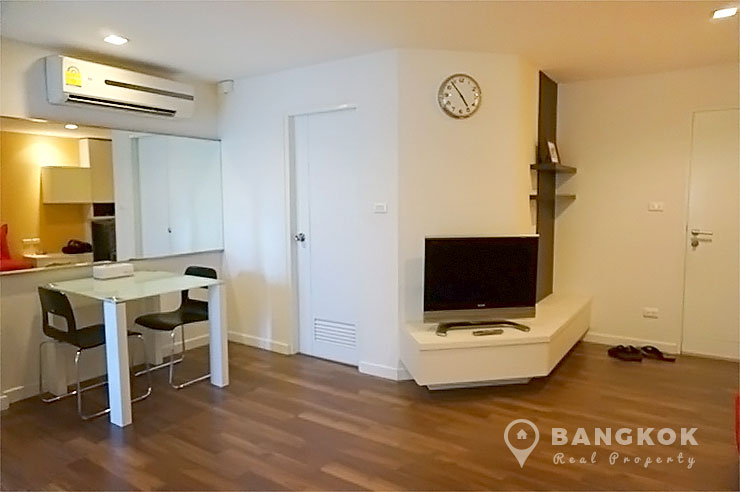 The Room Sukhumvit 79 in On Nut - Bearing