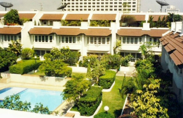 The Natural Place in Phrom Phong