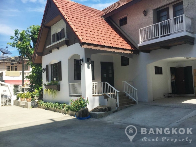 Thonglor | Detached House with 3 Bed 3 Bath in Thong Lor
