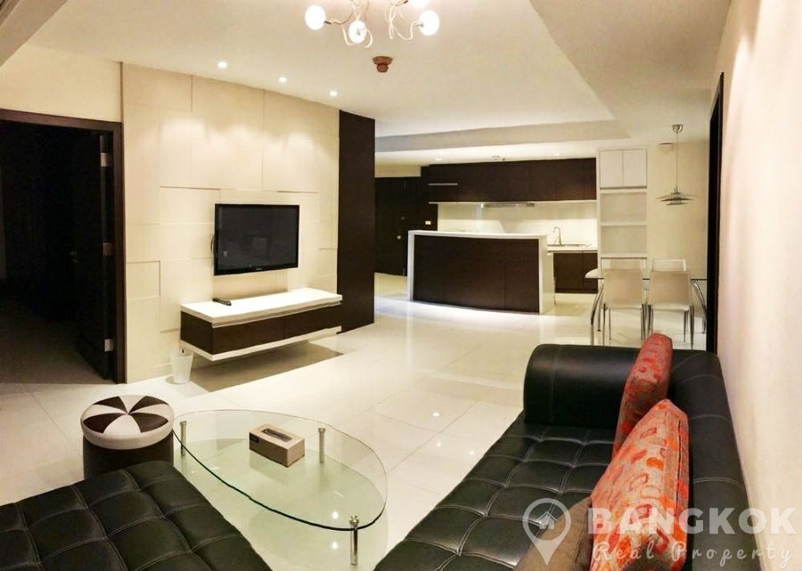 Las Colinas in Nana - Asoke