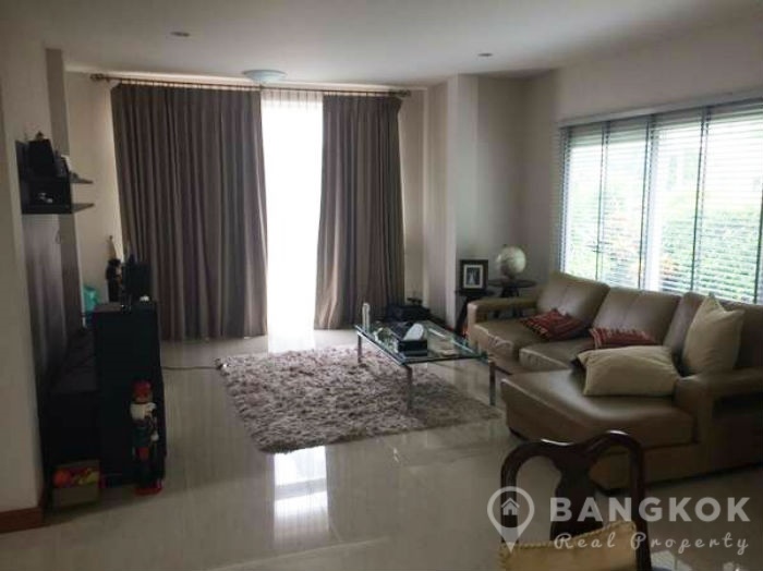 Modern 3 Bed Ramkamhaeng Wongwaen House in Ramkhamhaeng - Minburi