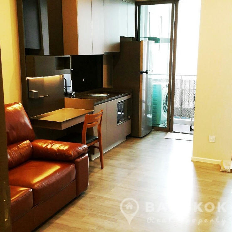 The Room Sukhumvit 69 in Phra Khanong