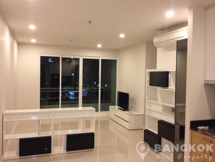 Circle Condominium in Nana - Asoke