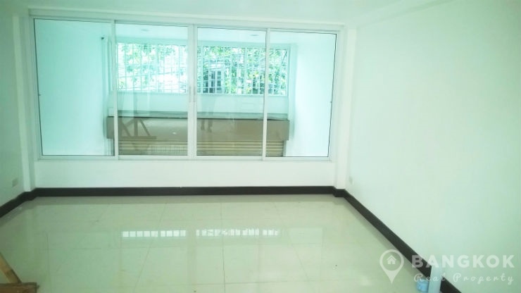 Newly Renovated Thonglor Commercial Building near BTS in Thong Lor