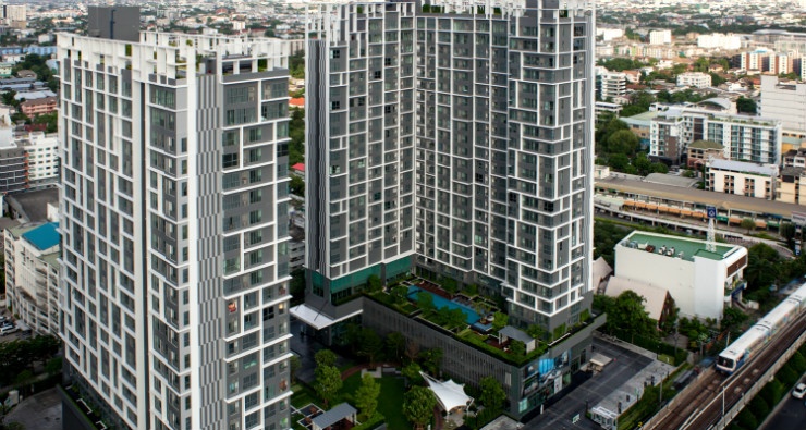 IDEO Mobi Sukhumvit in On Nut - Bearing