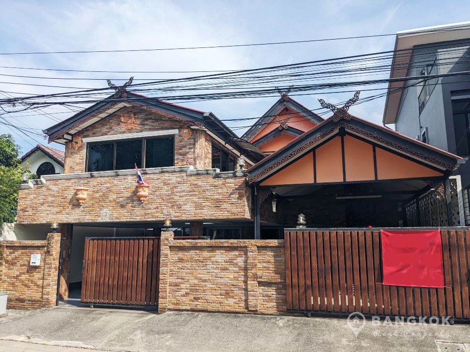 Sammakorn Village in Ramkhamhaeng - Minburi