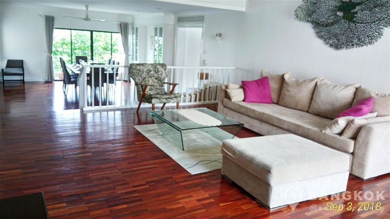 Spacious 3 Bed 3 Bath Sathorn Apartment near MRT in Sathorn - Riverside