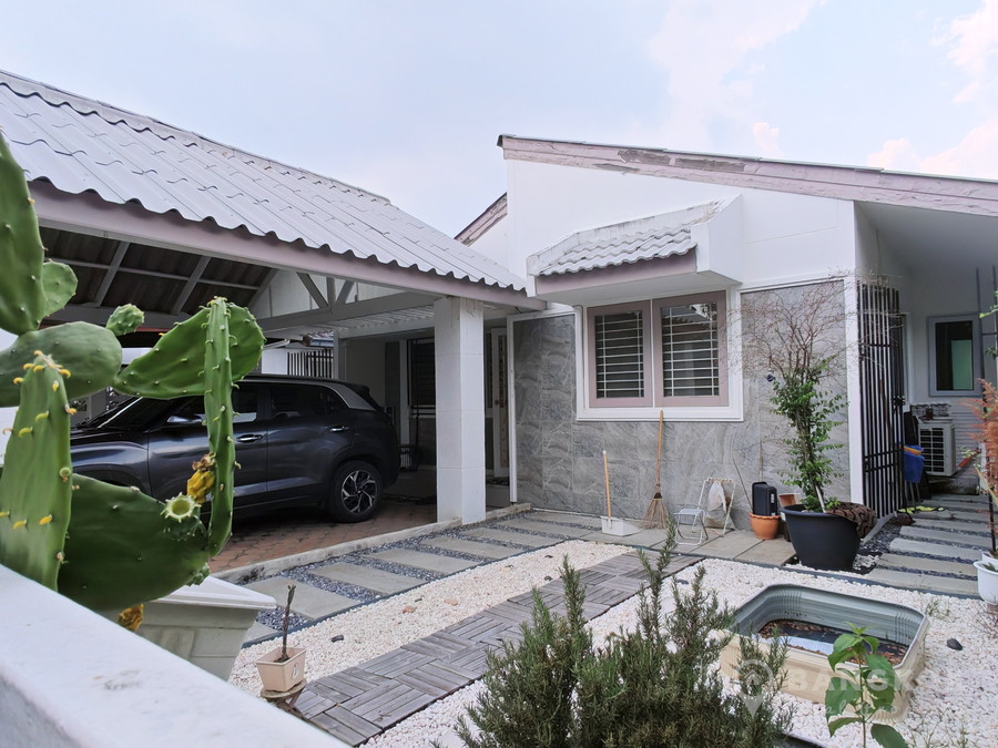 Sammakorn Village in Ramkhamhaeng - Minburi