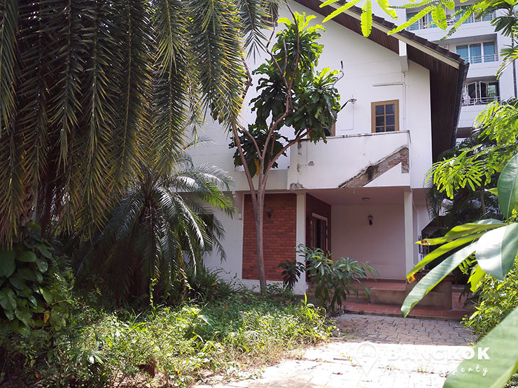 Commercial Rental opportunity for Detached Phrom Phong House in Phrom Phong