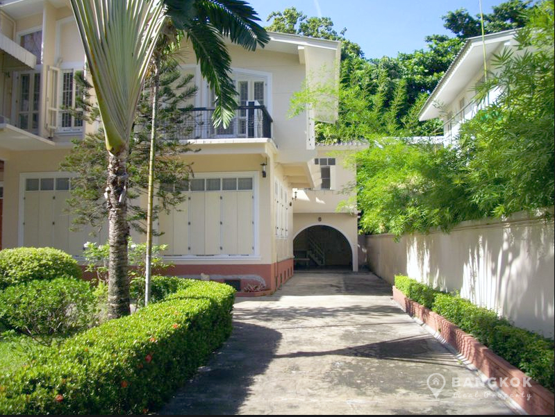 Sukhumvit | Renovated 5 Bed Detached Colonial Style House in Nana - Asoke