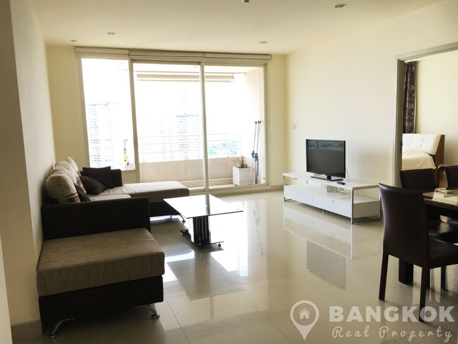 Watermark Chaophraya in Sathorn - Riverside