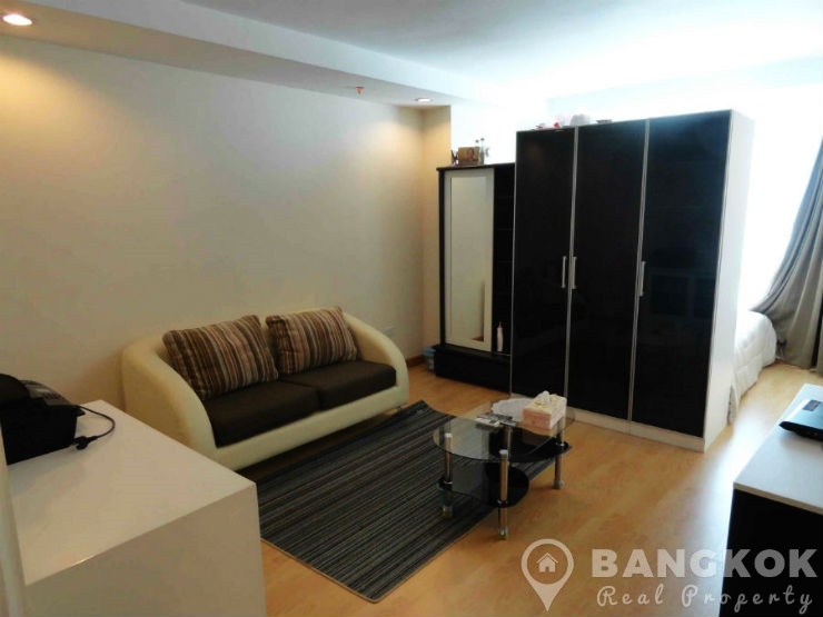Symphony Sukhumvit in On Nut - Bearing