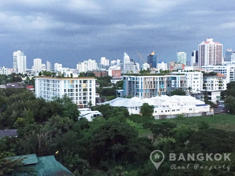 DS Tower 2 in Thong Lor