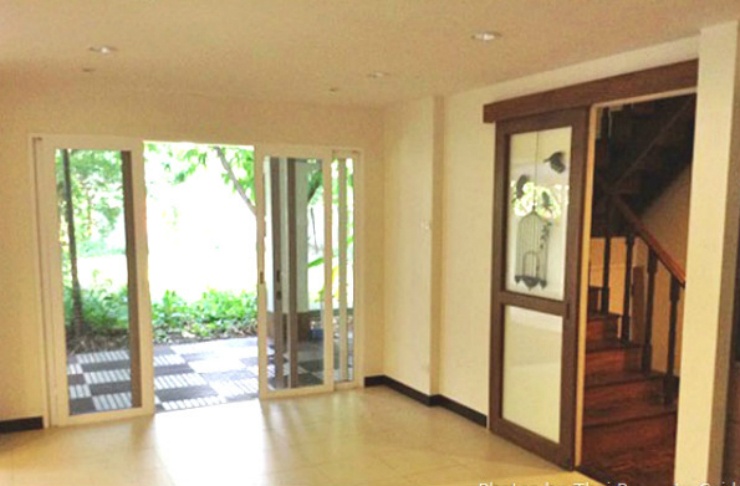 Detached 3 Bedroom House in Phrom Phong near BTS in Phrom Phong