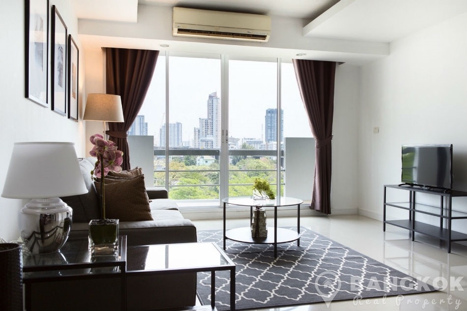 The Waterford Sukhumvit 50 in On Nut - Bearing