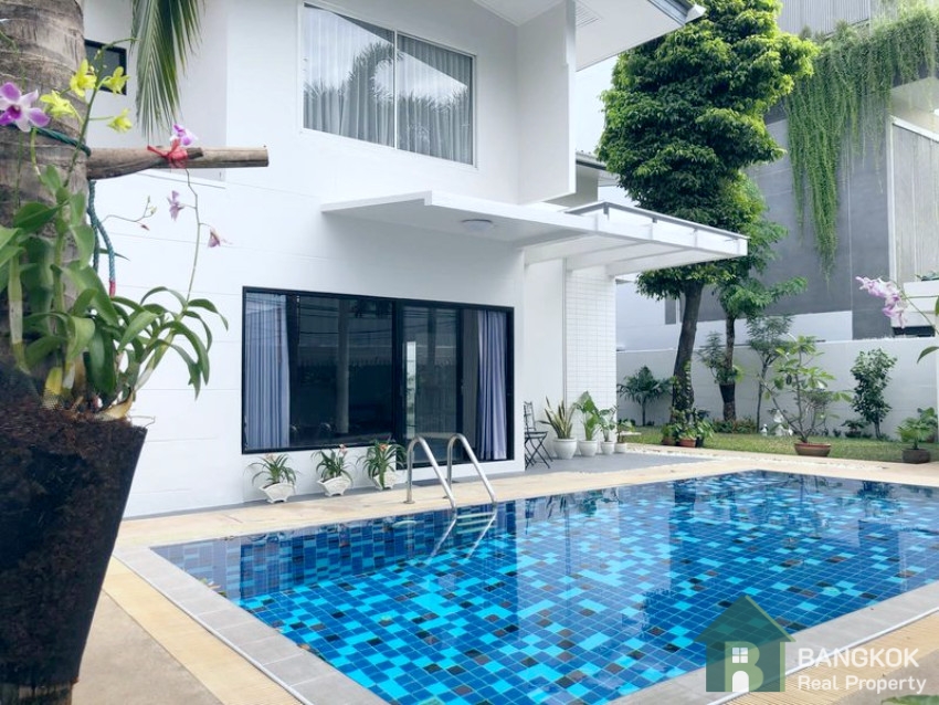 Ekkamai | Modern Detached 3+1 Bed House with Private Pool in Ekkamai