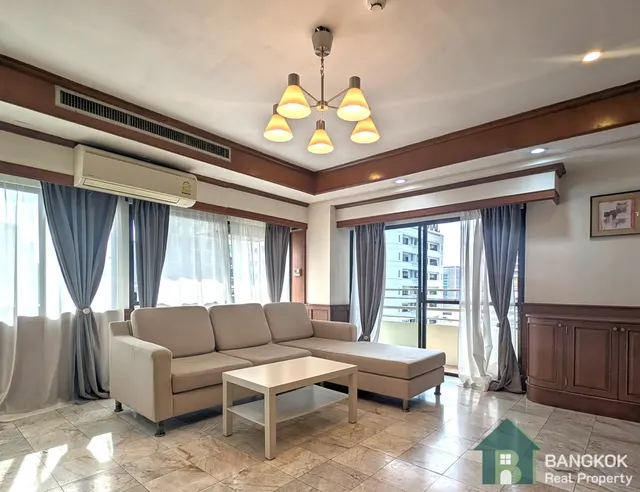 Saranjai Mansion | Spacious 3 Bed 2 bath walk to Nana BTS